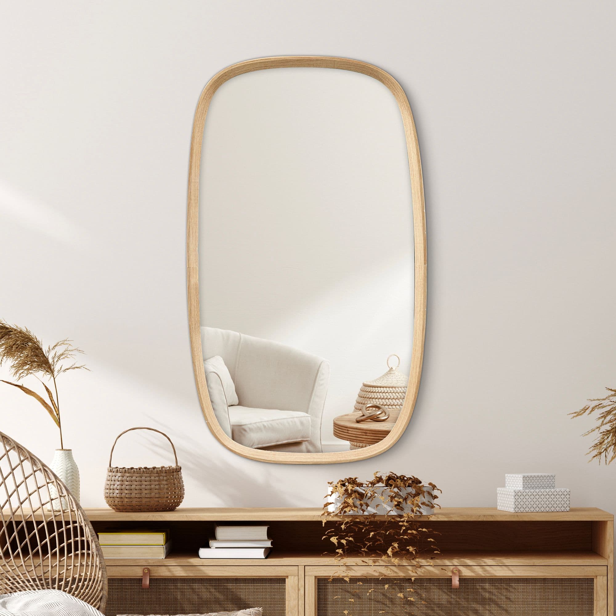 Lequel convient à votre projet ? – Un guide des matériaux de miroir